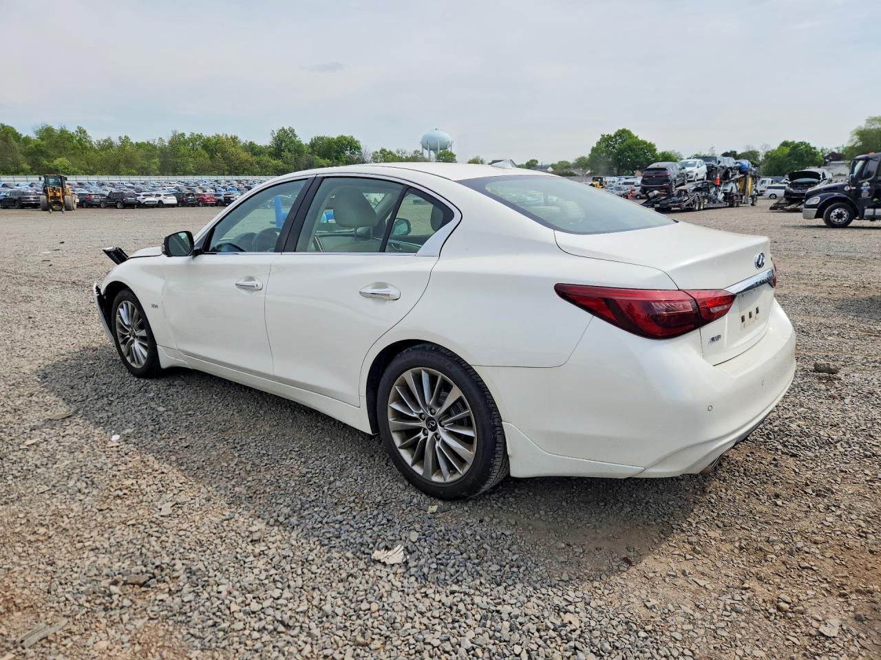 2020 Infiniti Q50 3.0T Luxe - Фото 2