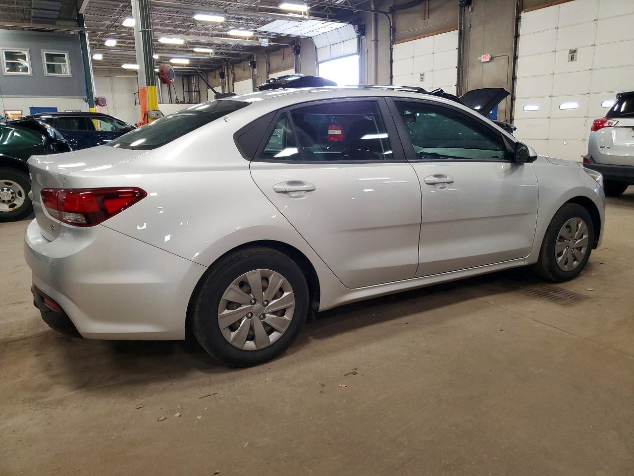 2019 Kia Rio S - Фото 3