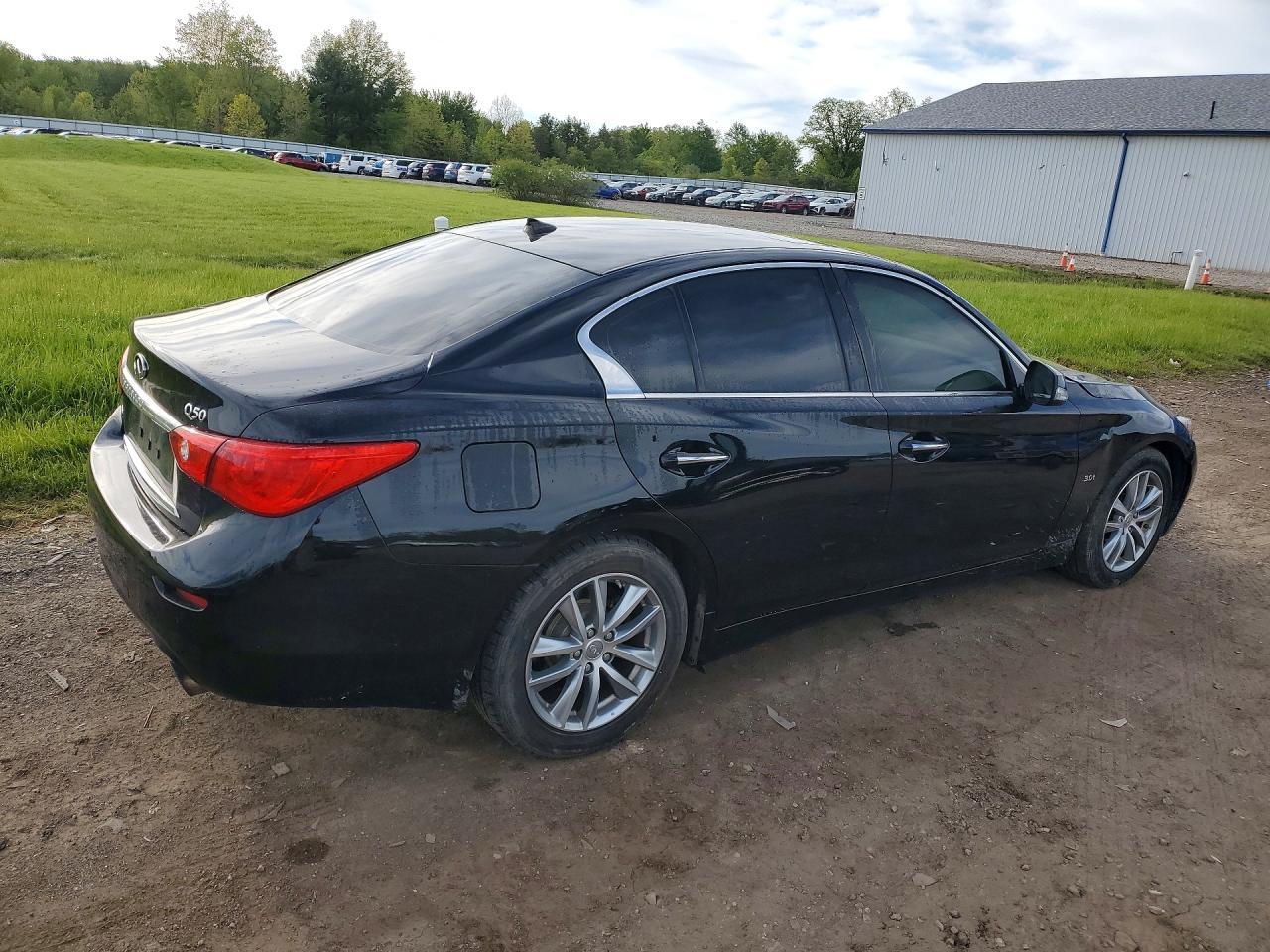 2017 Infiniti Q50 3.0T Premium - Фото 3