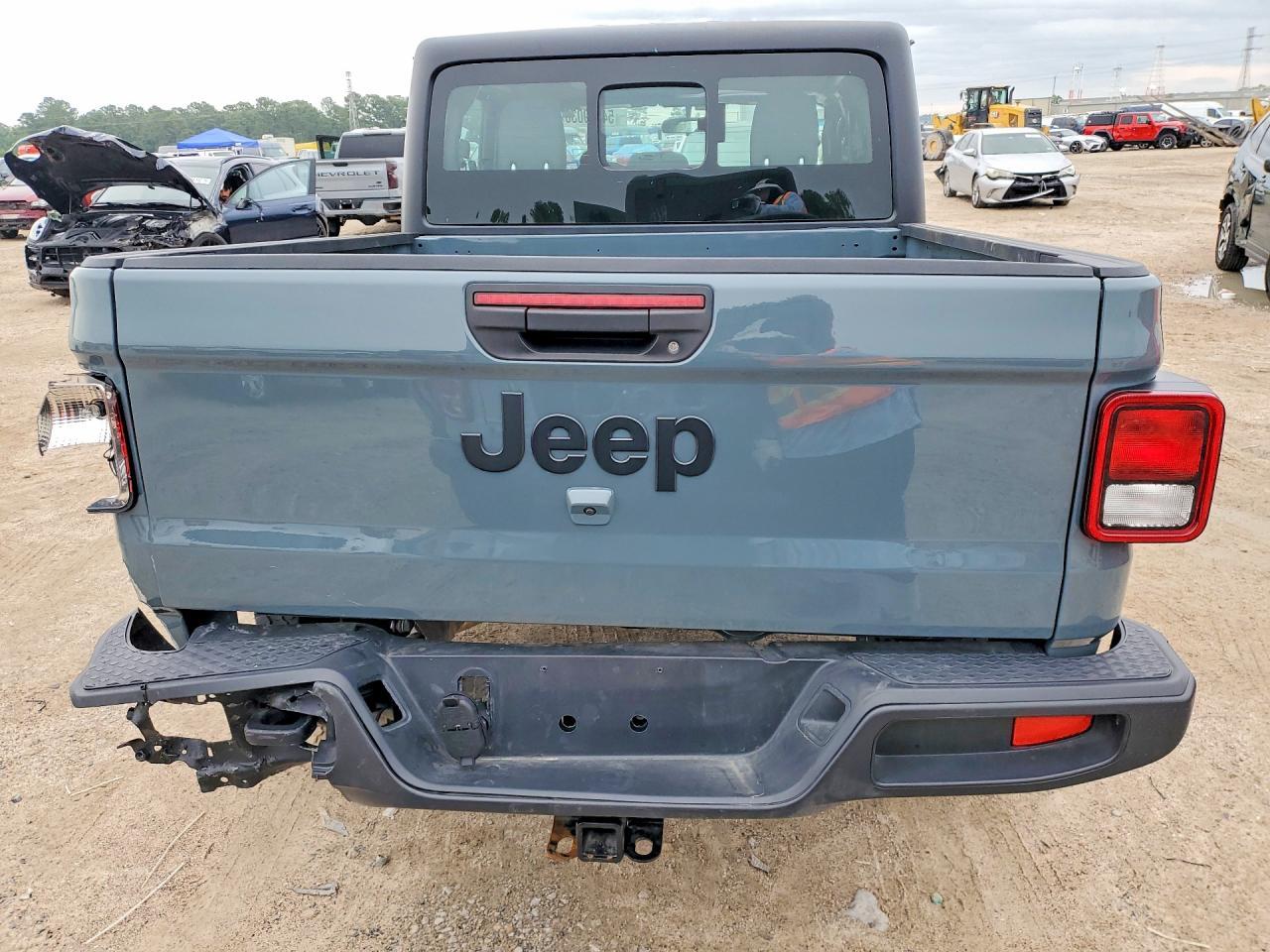 2025 Jeep Gladiator Sport - Фото 6