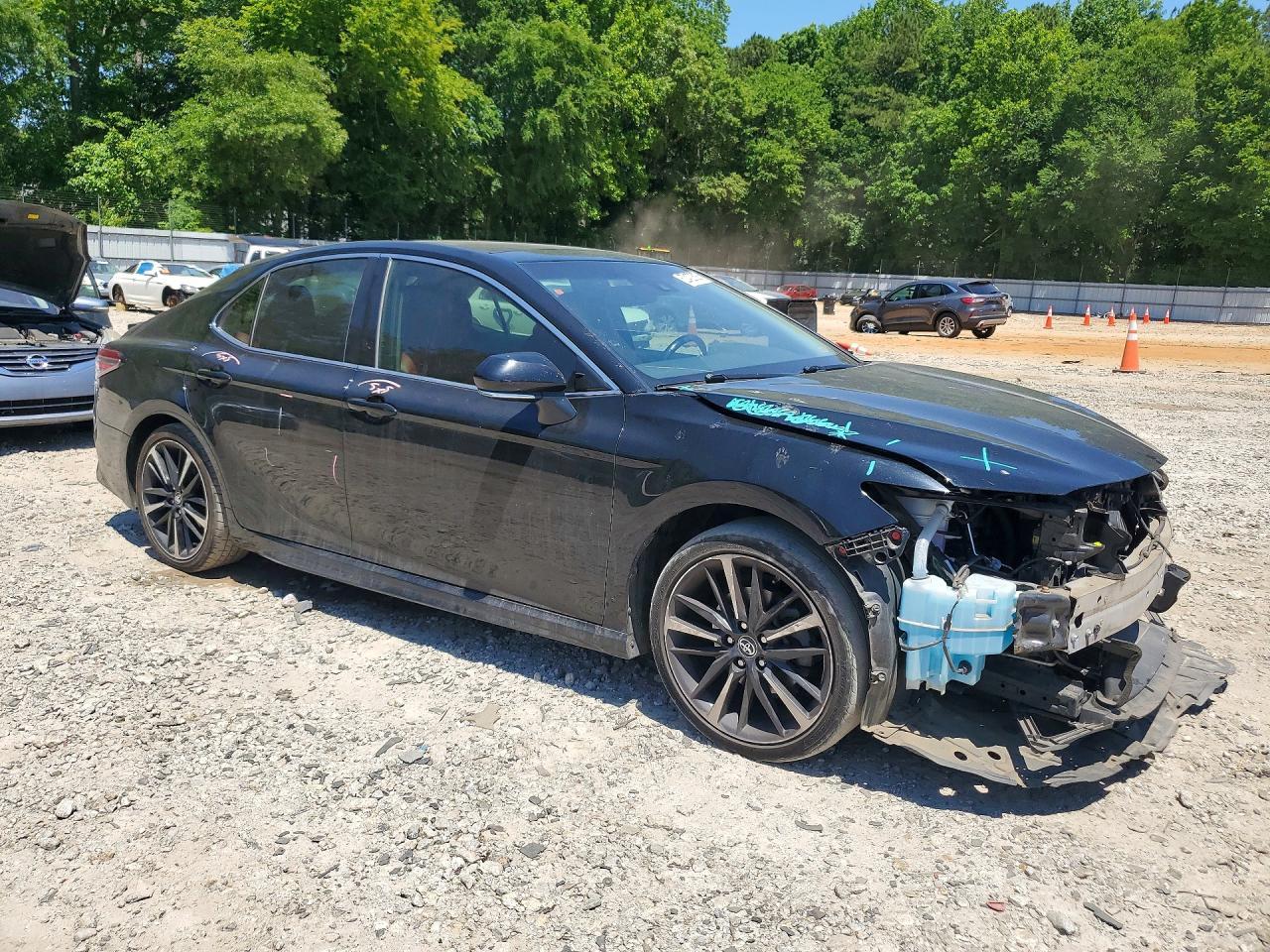 2019 Toyota Camry Xse - Фото 4