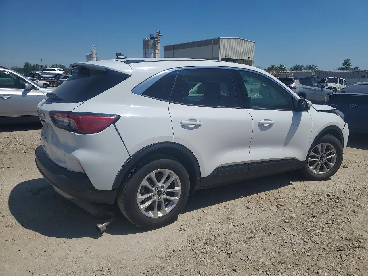 2021 Ford Escape Se - Фото 3