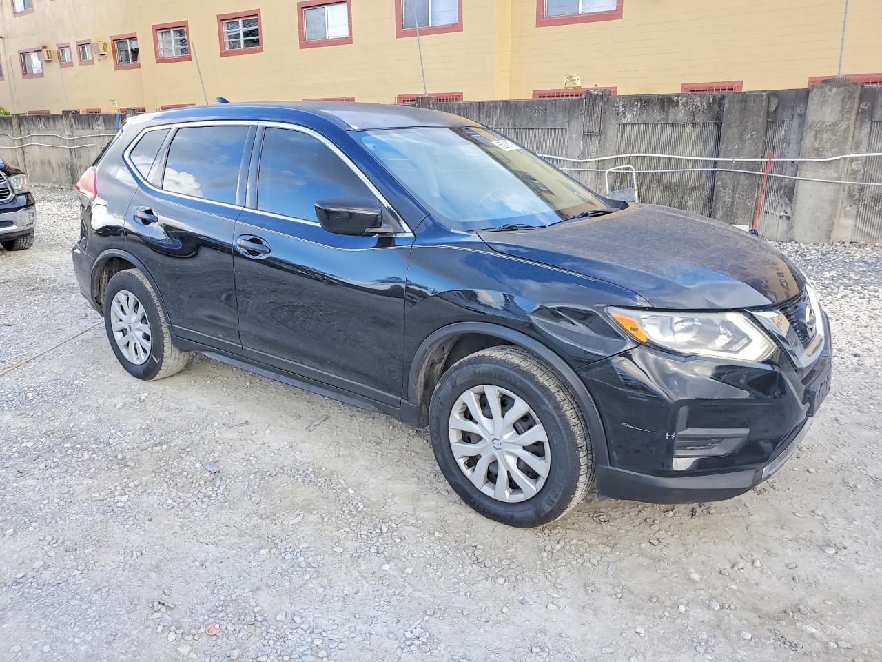 2017 Nissan Rogue S - Image 4