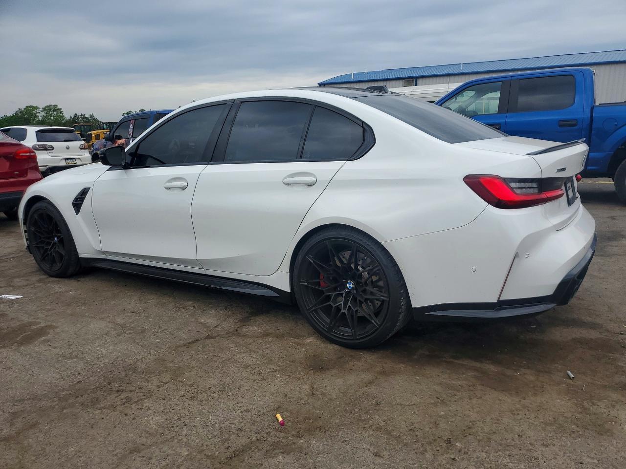 2026 BMW M3 Competition - Фото 2