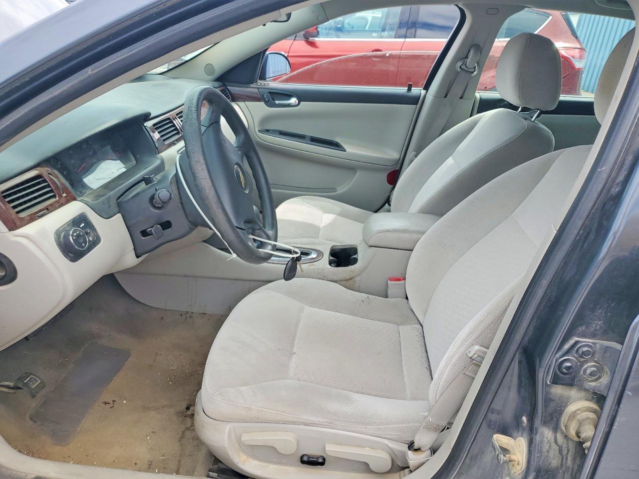 2011 Chevrolet Impala Ls - Фото 7