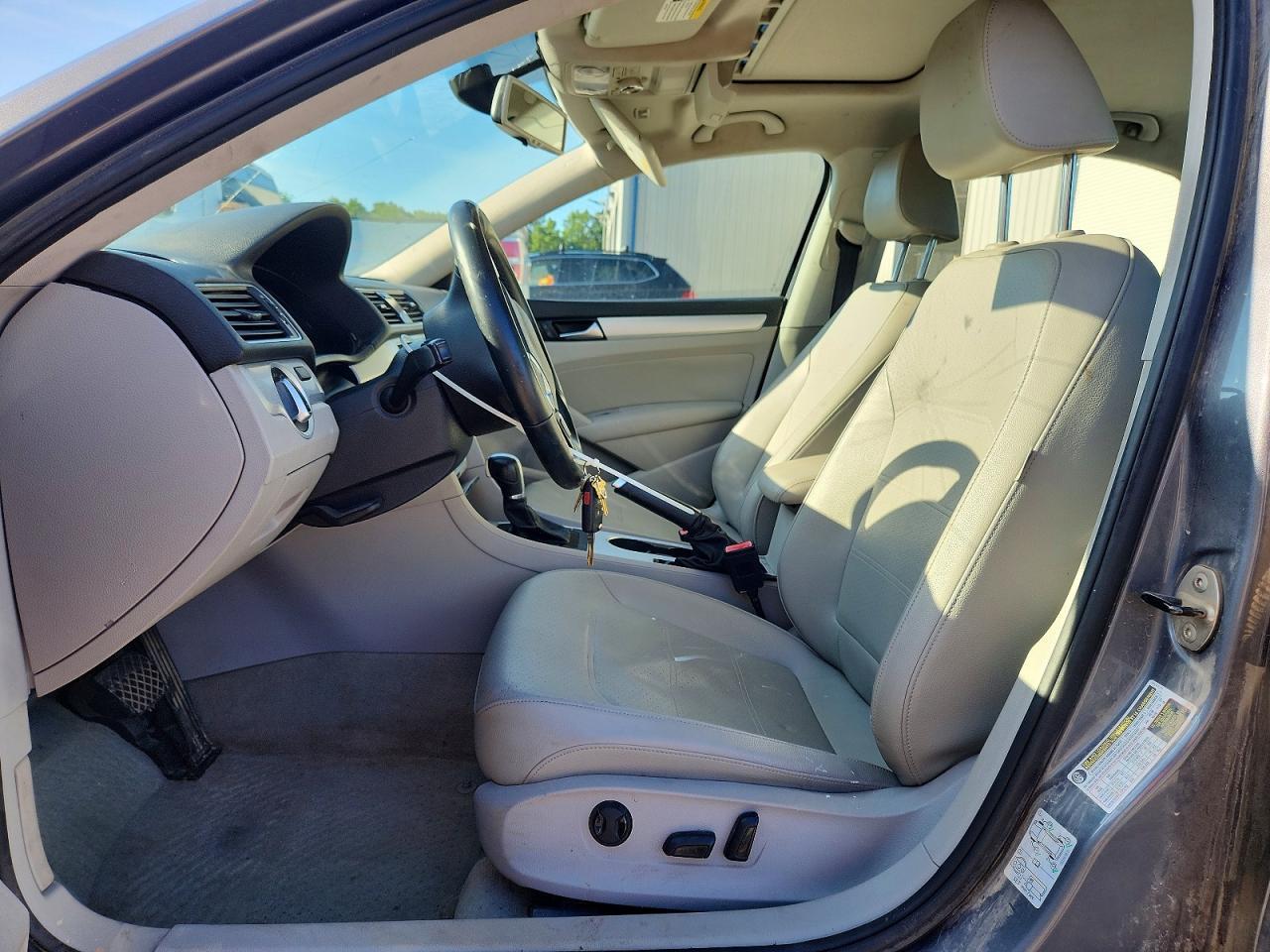 2013 Volkswagen Passat Se - Image 7