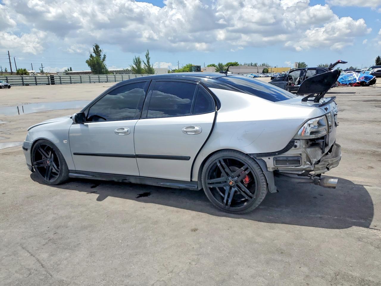 2007 Saab 9-3 Aero - Image 2