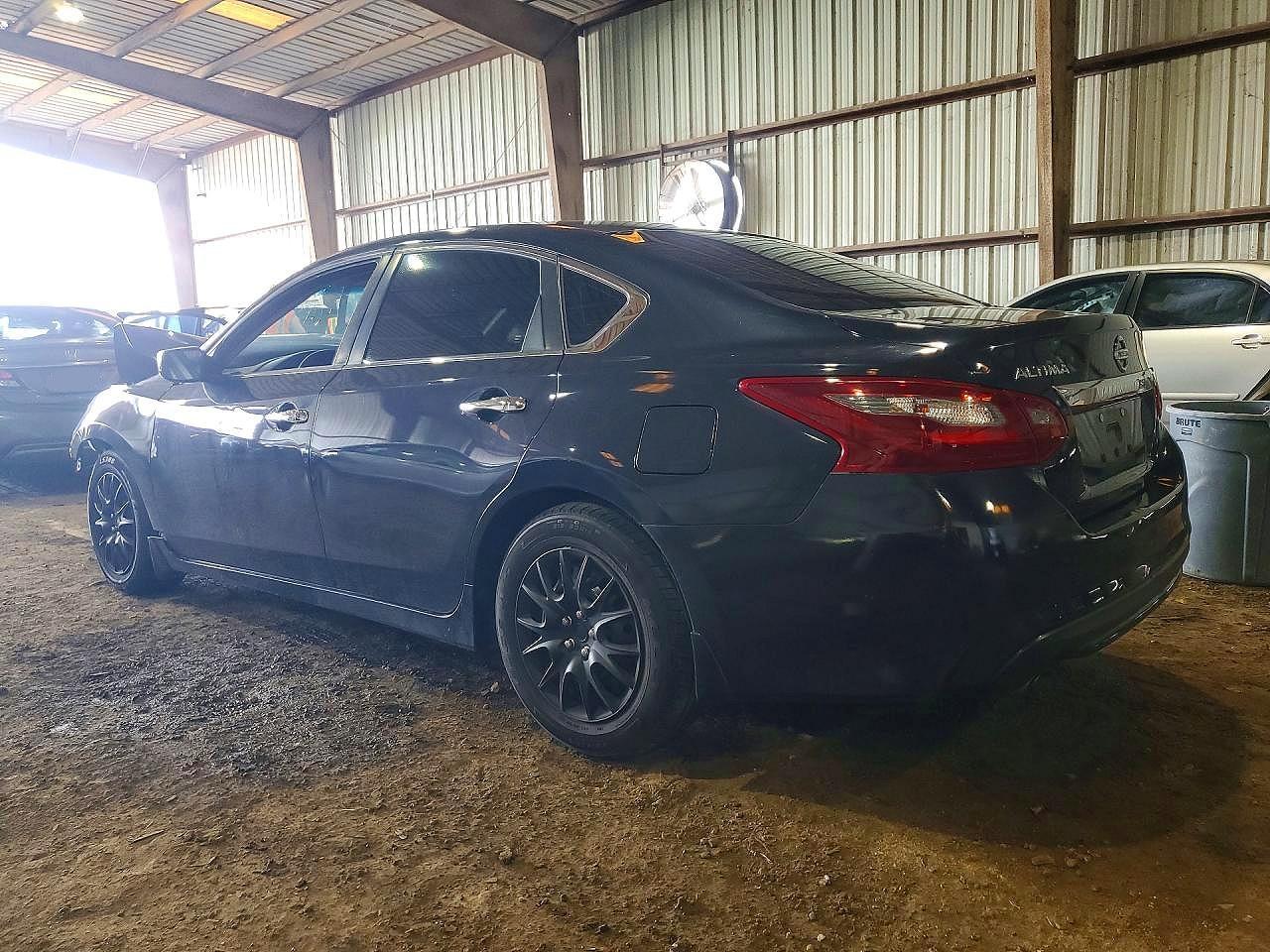 2018 Nissan Altima 2.5 S - Image 2