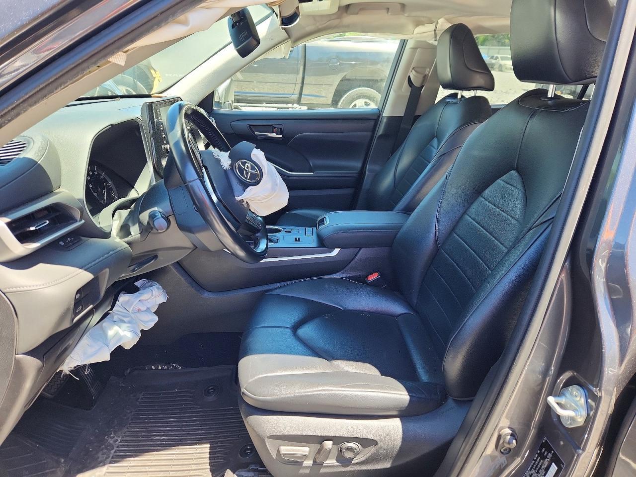 2021 Toyota Highlander Xle - Image 7