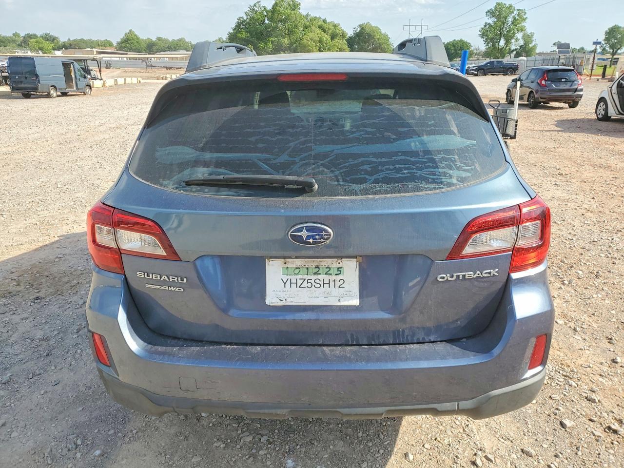 2015 Subaru Outback 2.5I - Image 6