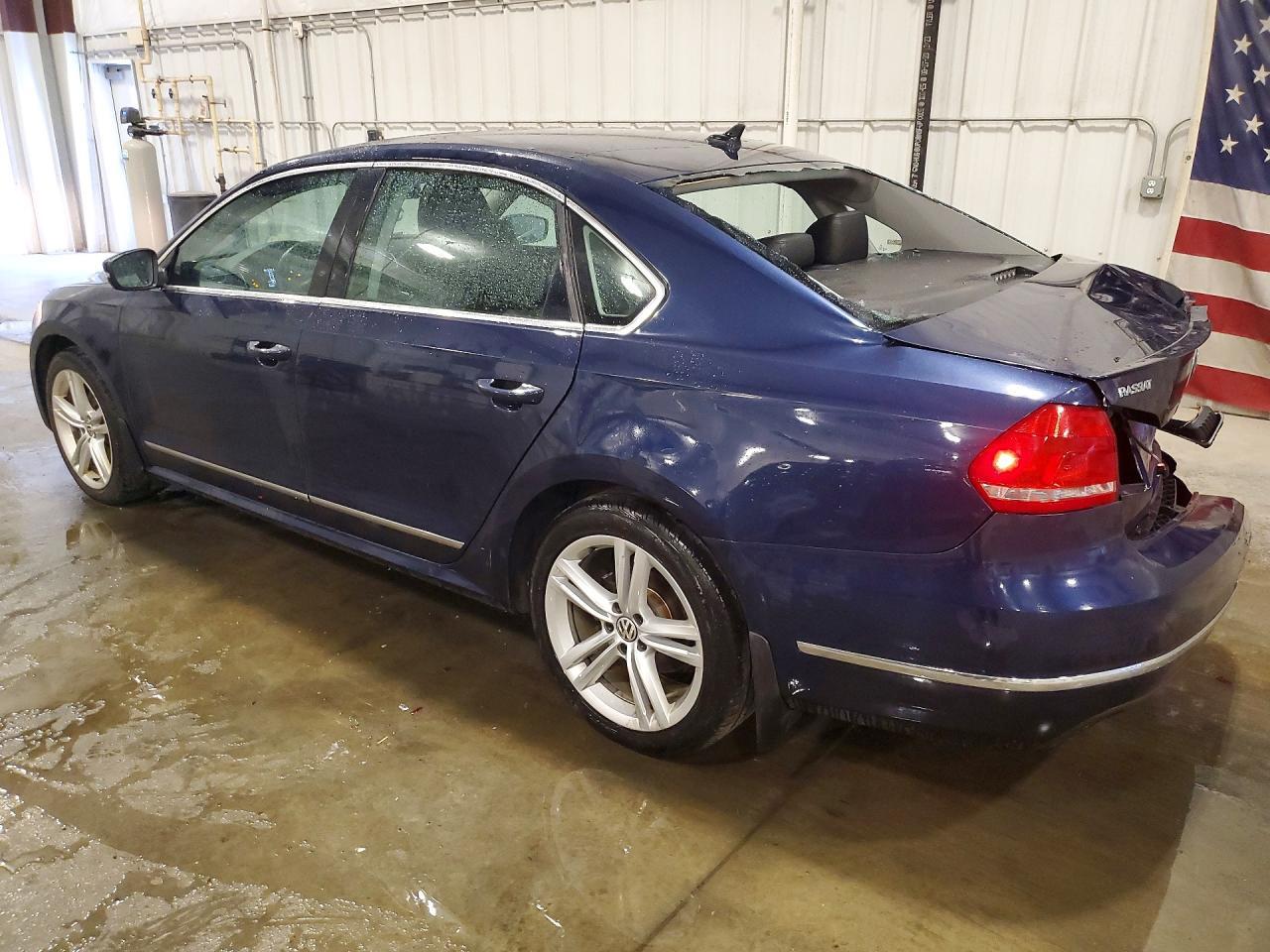 2014 Volkswagen Passat Sel - Фото 2