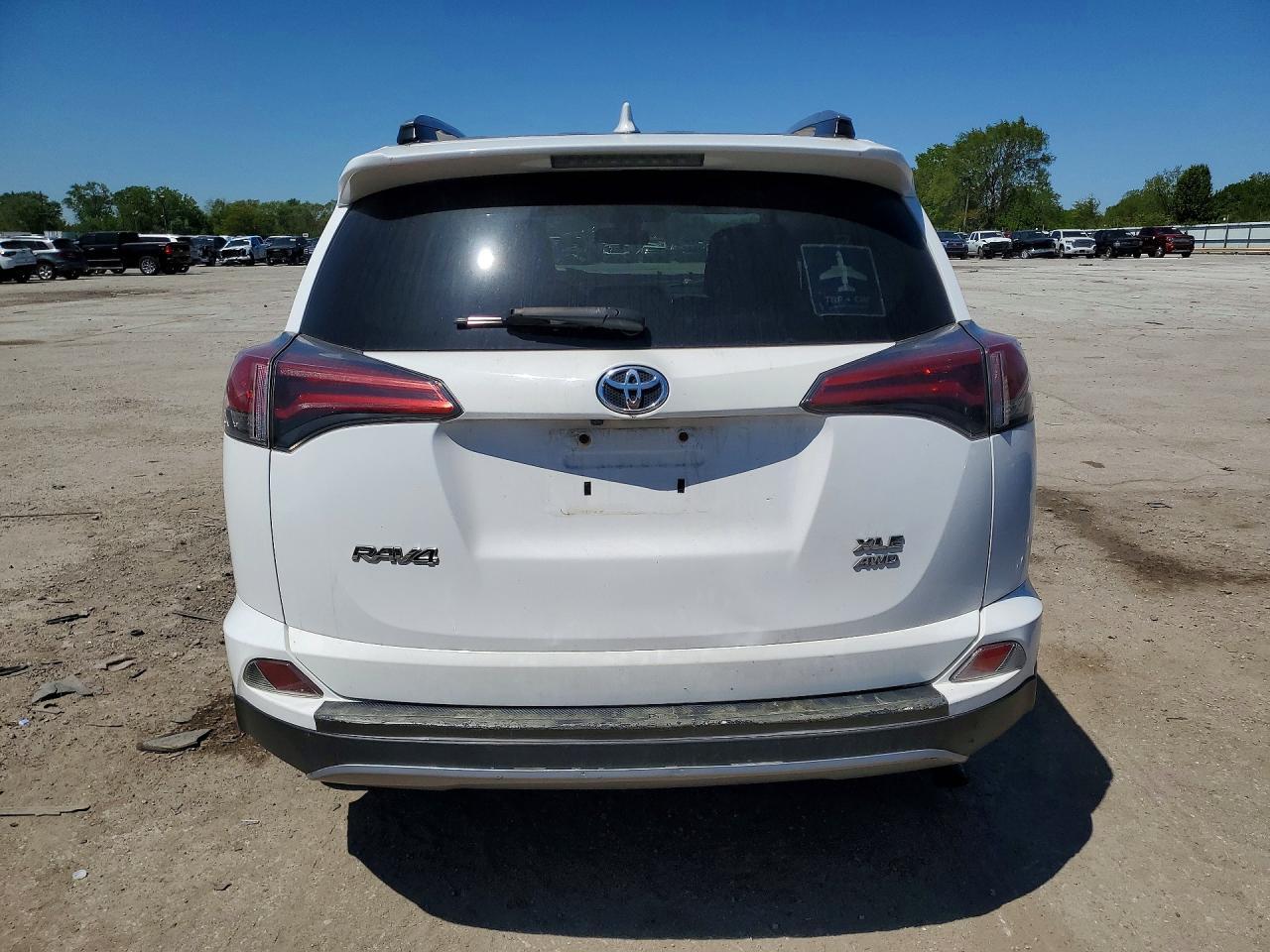 2017 Toyota Rav4 Xle - Фото 6