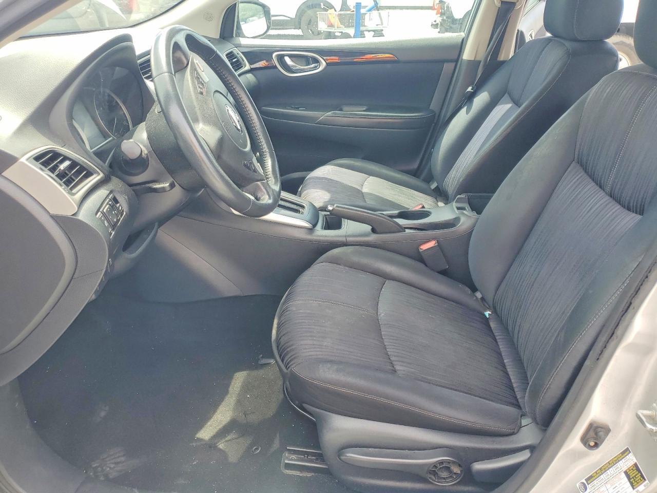 2016 Nissan Sentra S - Image 7