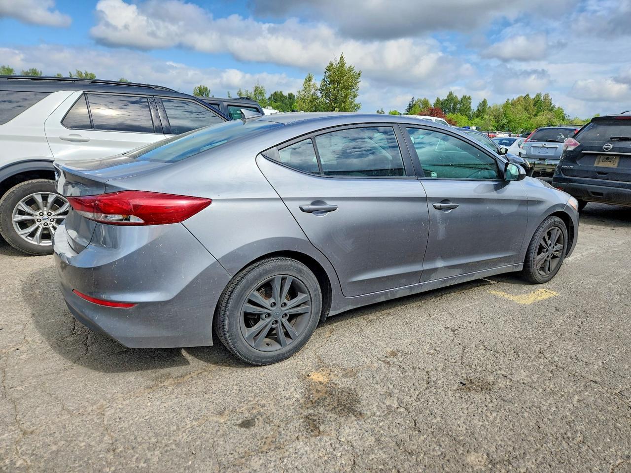 2018 Hyundai Elantra Sel - Image 3