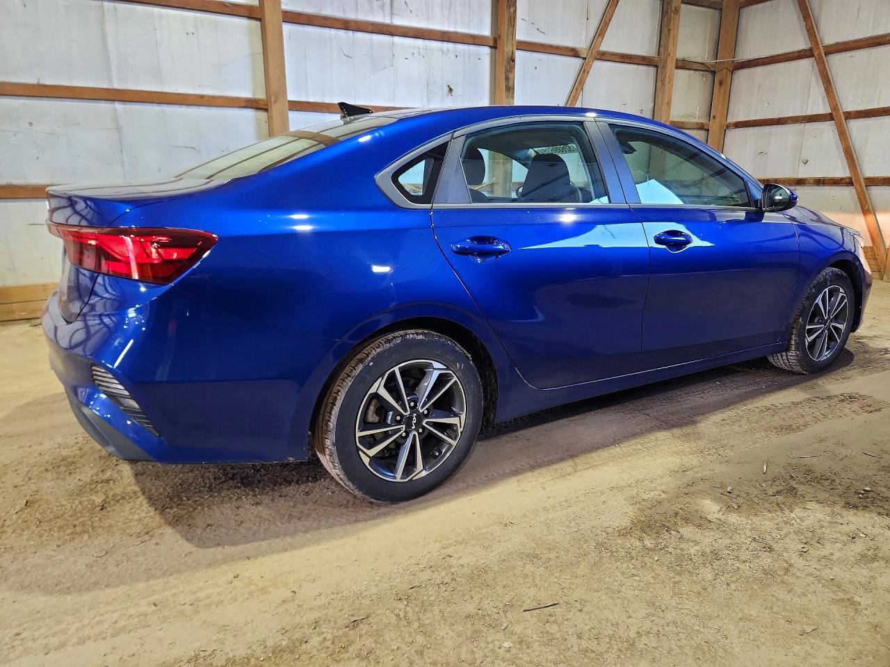 2024 Kia Forte Lxs - Image 3