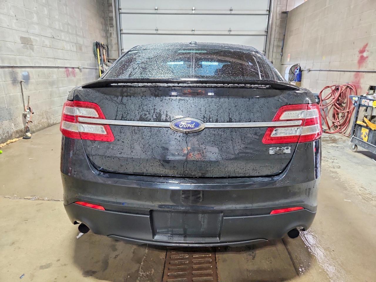 2015 Ford Taurus Sho - Фото 6