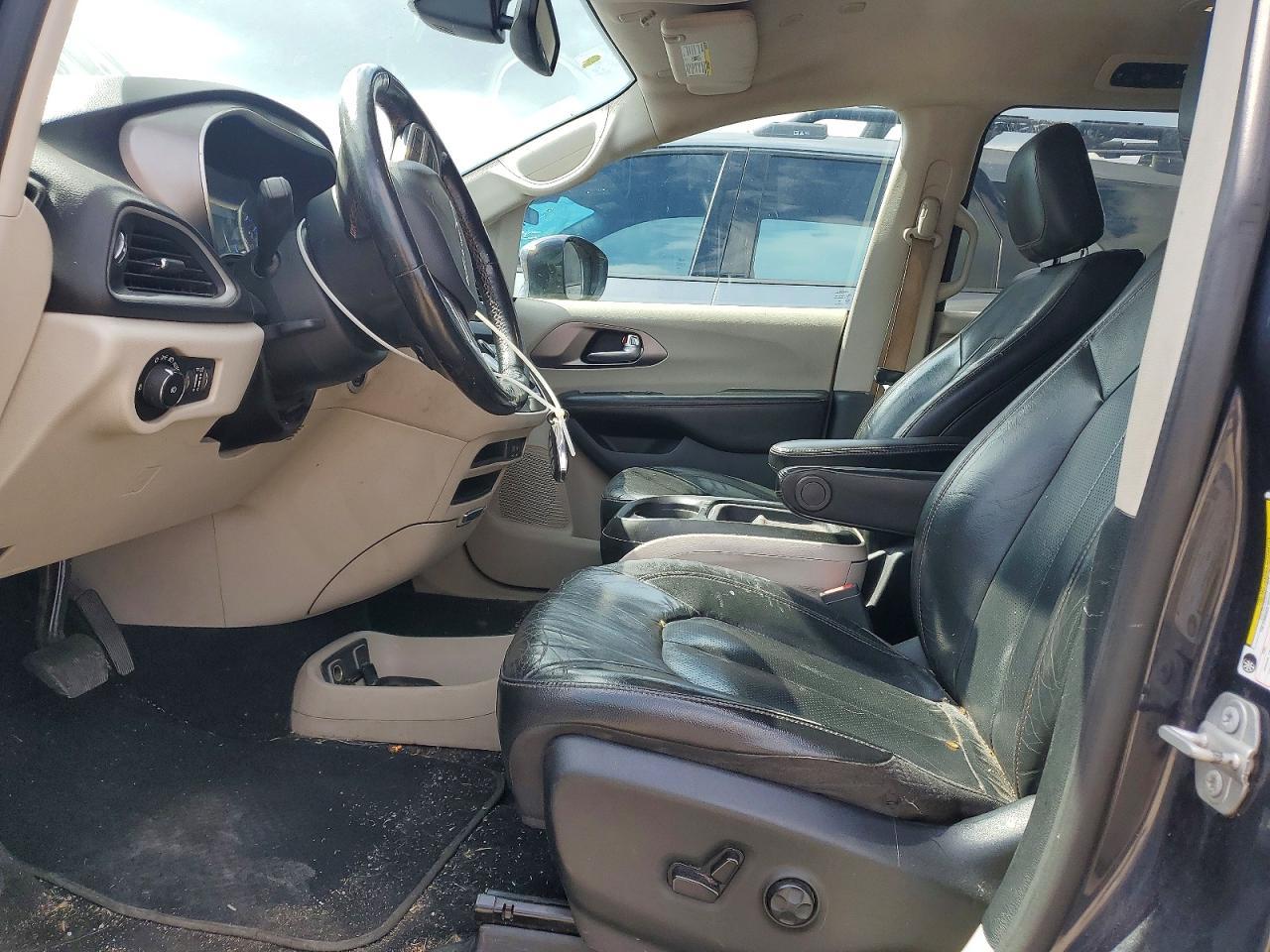 2020 Chrysler Pacifica Touring L - Фото 7