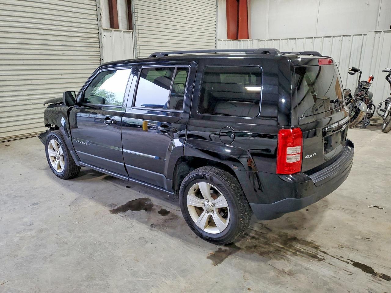 2016 Jeep Sport - Фото 2