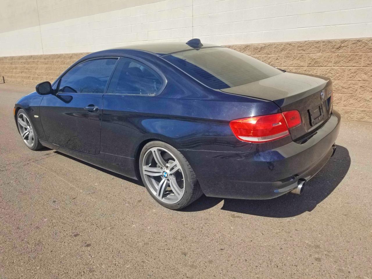 2010 BMW 335 I - Фото 3