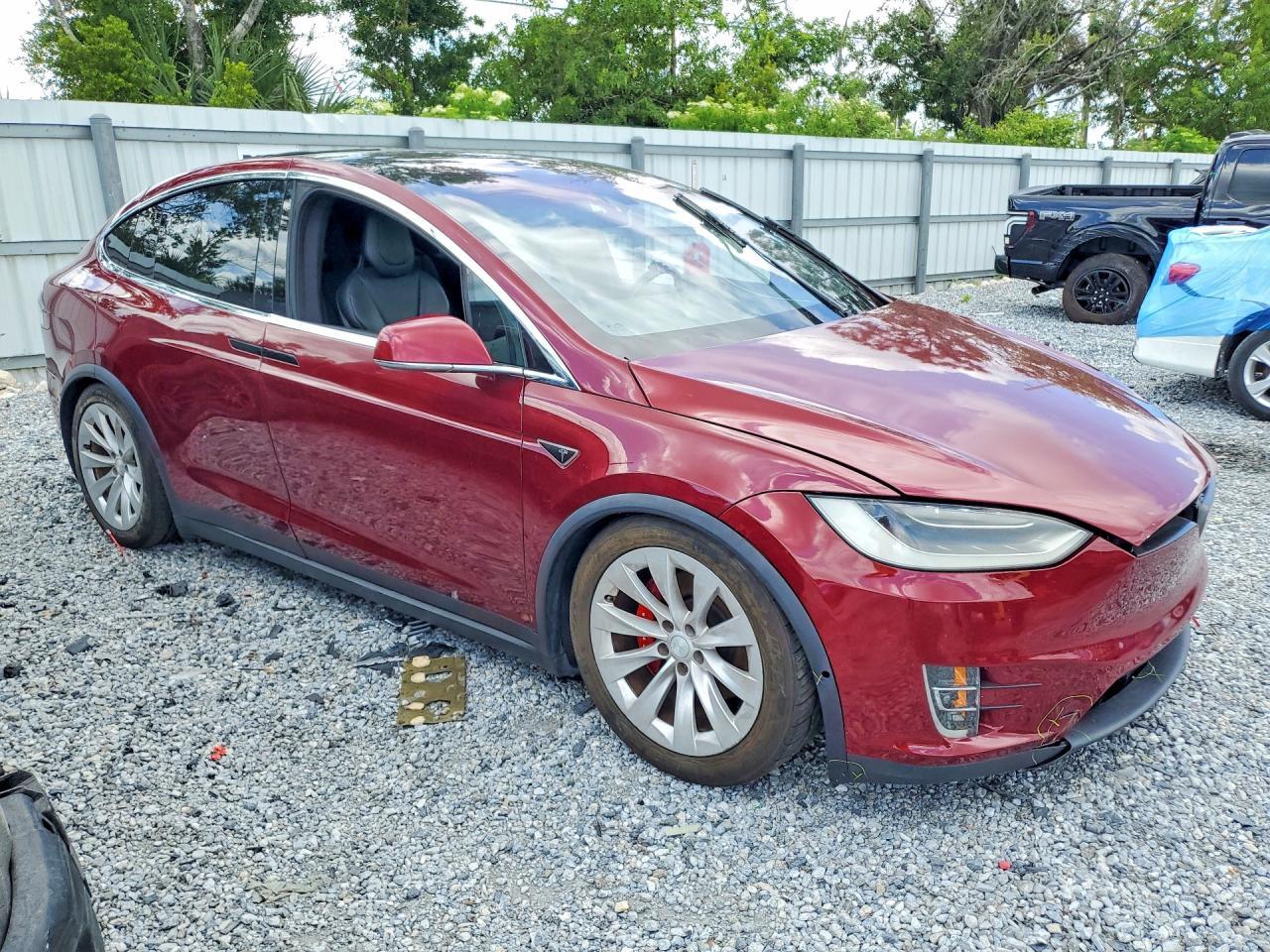 2016 Tesla Model X - Image 4
