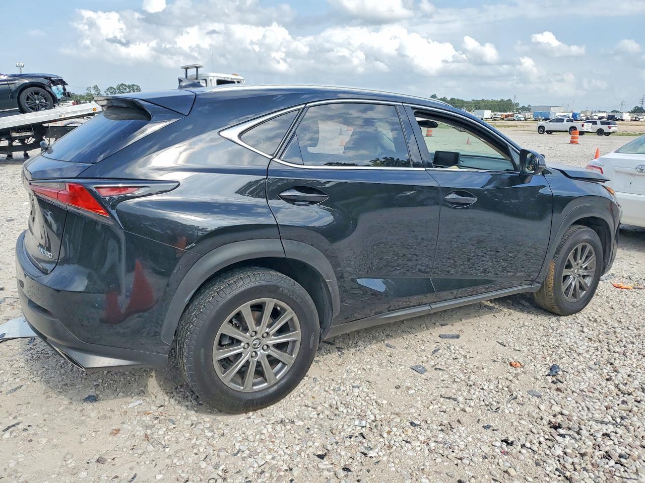 2018 Lexus Nx 300 Base - Фото 3