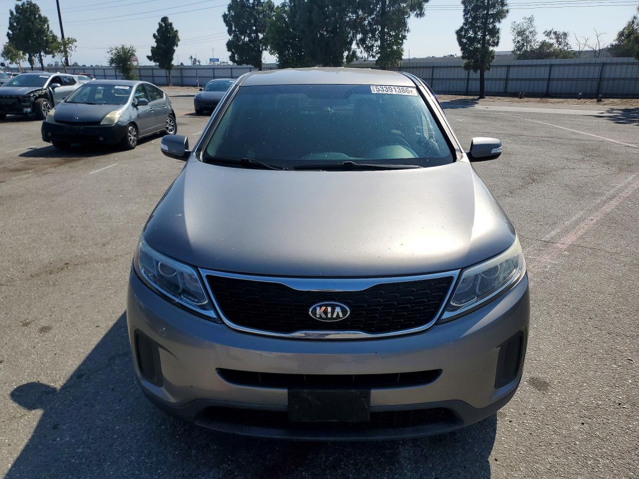 2014 Kia Sorento - Image 5