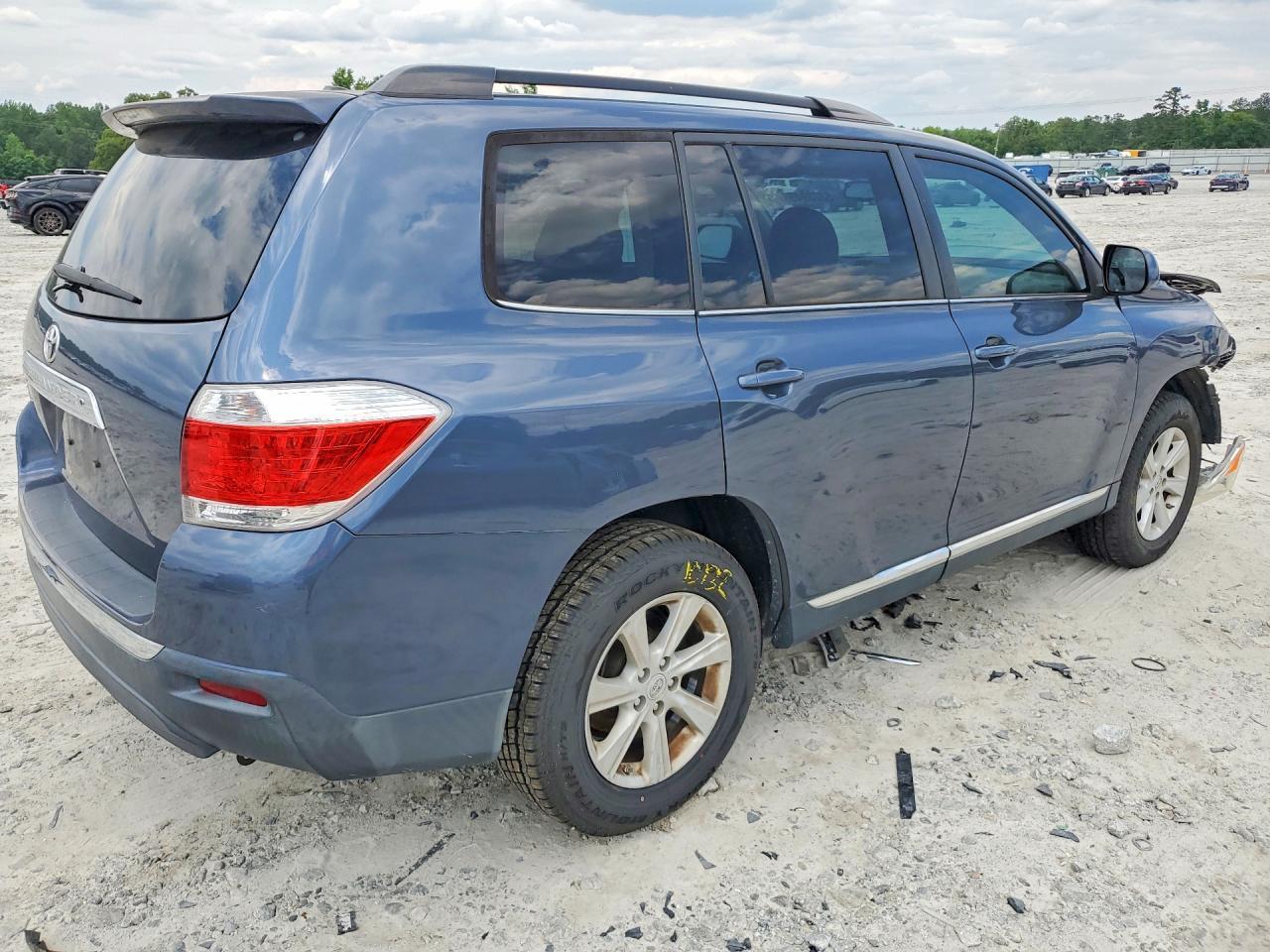 2012 Toyota Highlander Se - Фото 3