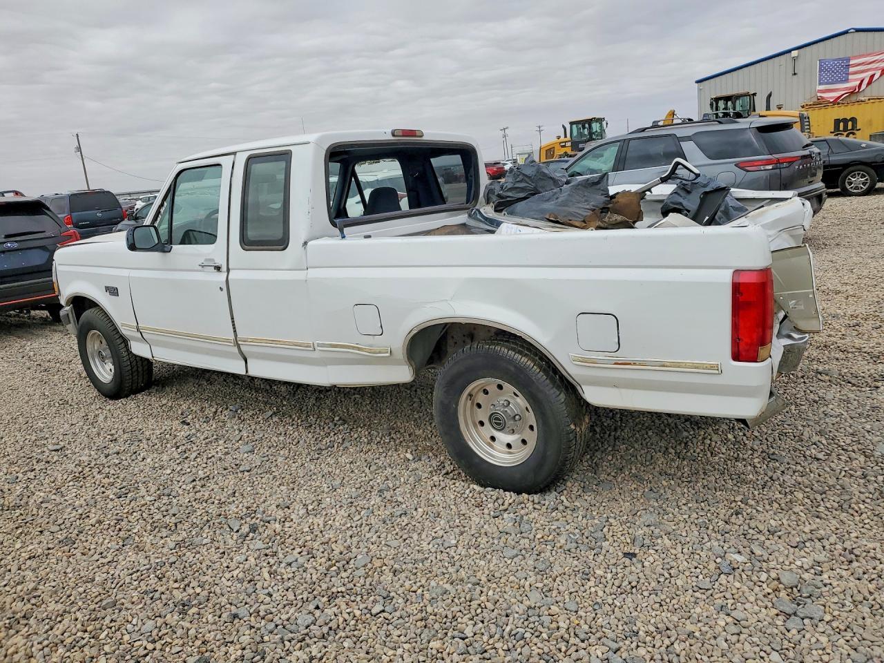 1995 Ford F150 - Image 2