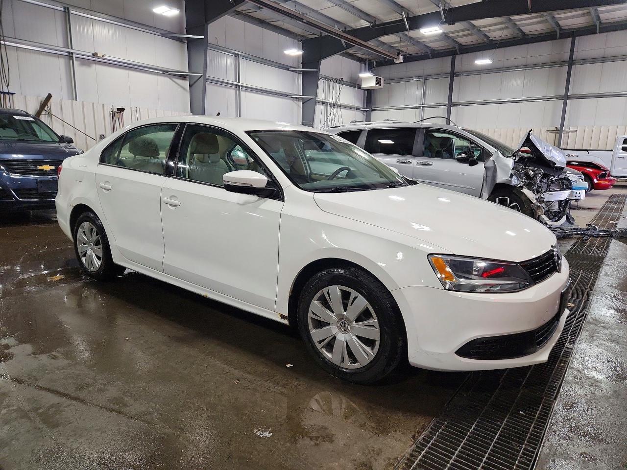 2012 Volkswagen Jetta Se - Image 4