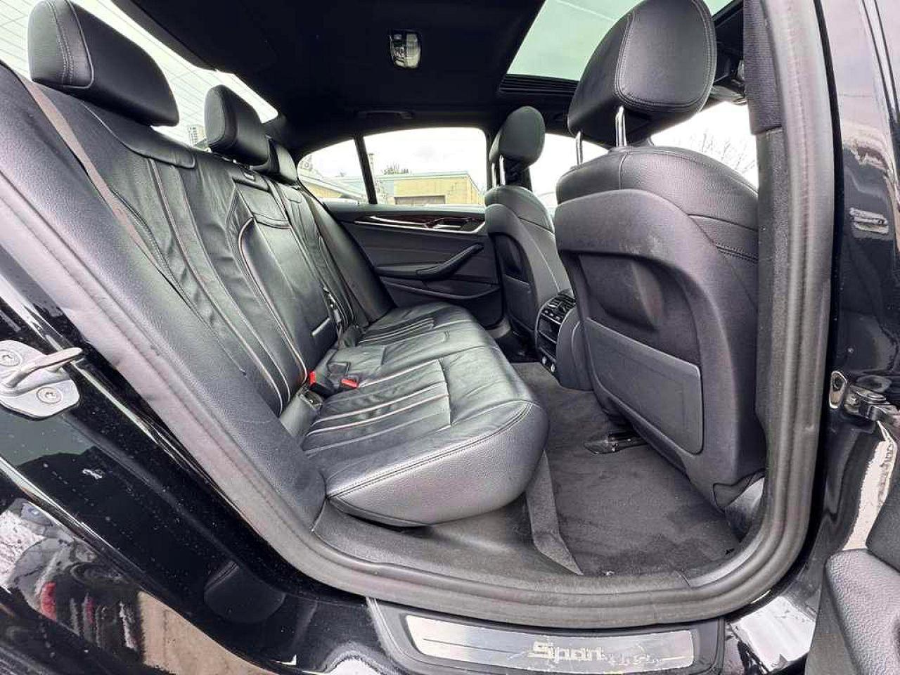2019 BMW 530 I - Фото 6
