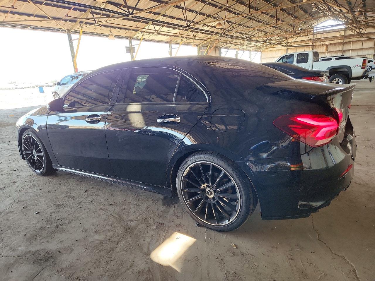 2019 Mercedes-Benz A 220 - Фото 2