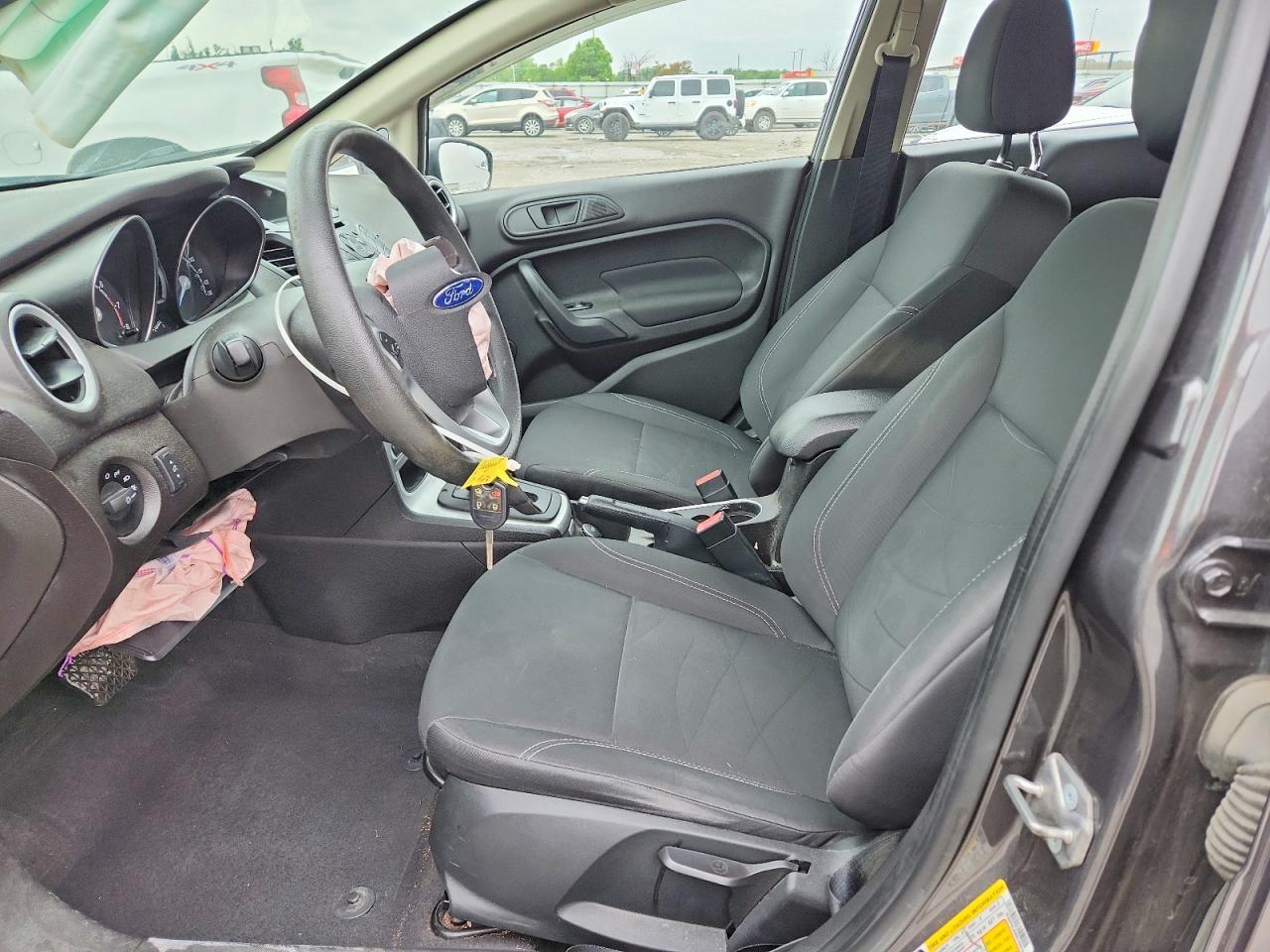2017 Ford Fiesta Se - Фото 7