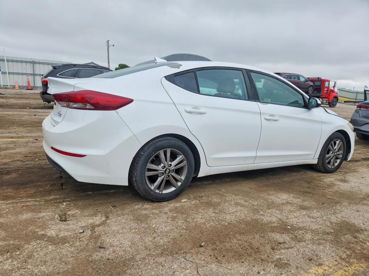 2017 Hyundai Elantra Se - Фото 3