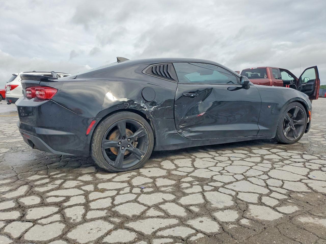 2019 Chevrolet Camaro Ls - Фото 3
