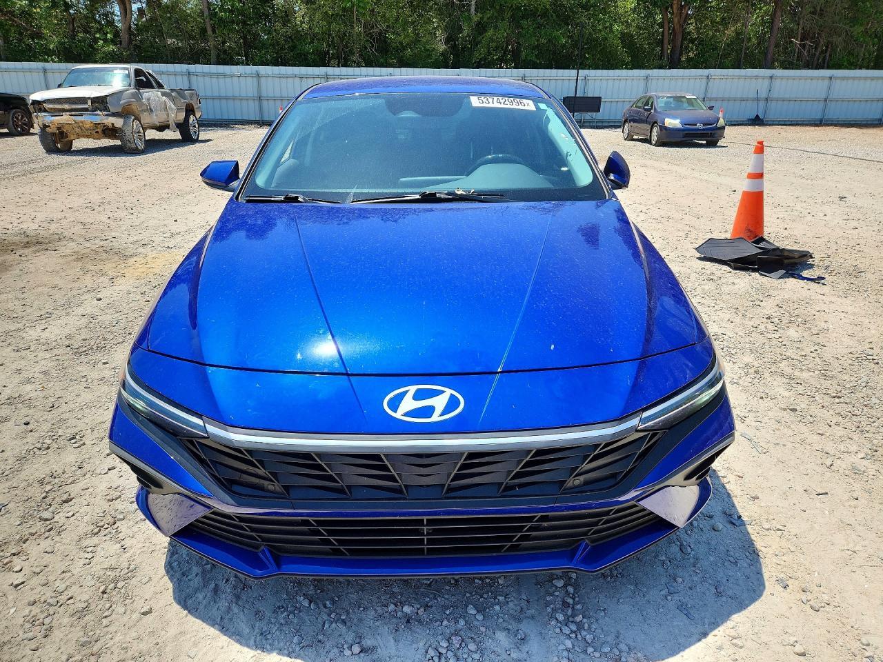 2024 Hyundai Elantra Sel - Image 5