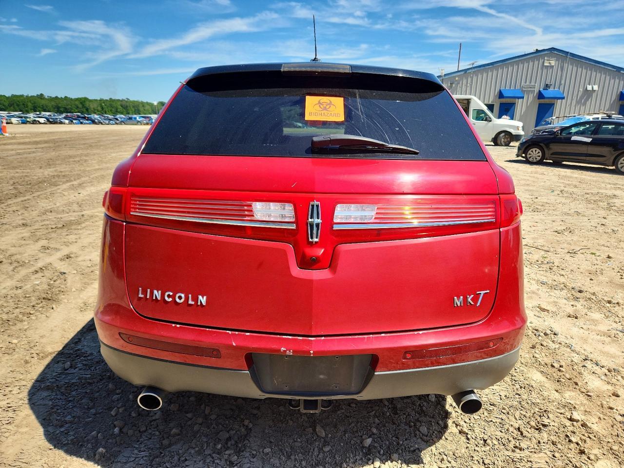 2010 Lincoln Mkt - Image 6
