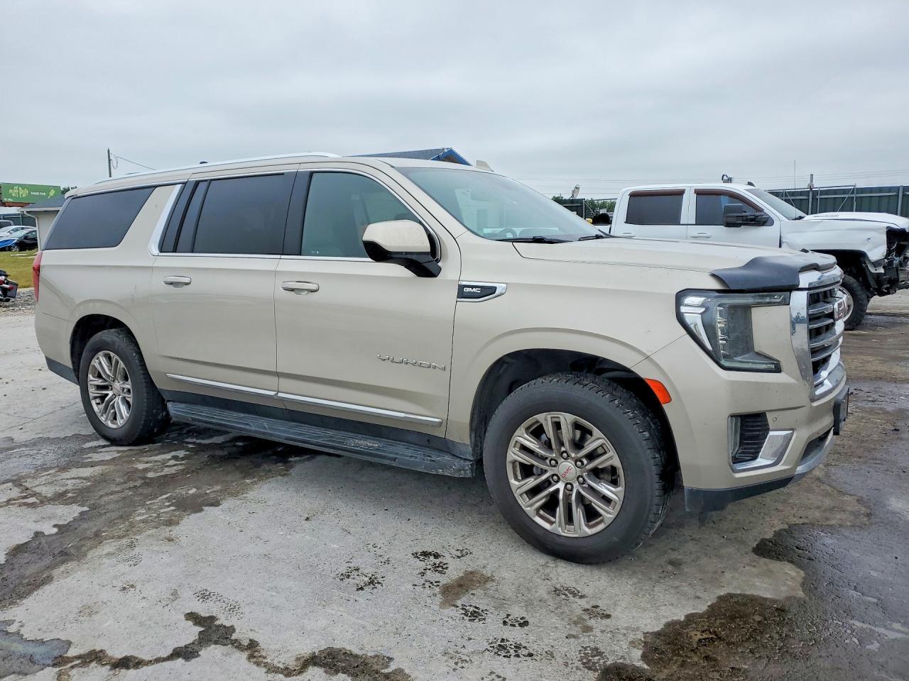 2021 GMC Yukon Xl K1500 Slt - Image 4