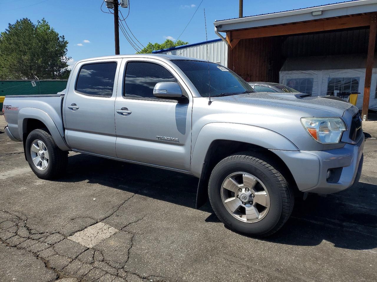 2015 Toyota Tacoma V6 - Фото 4