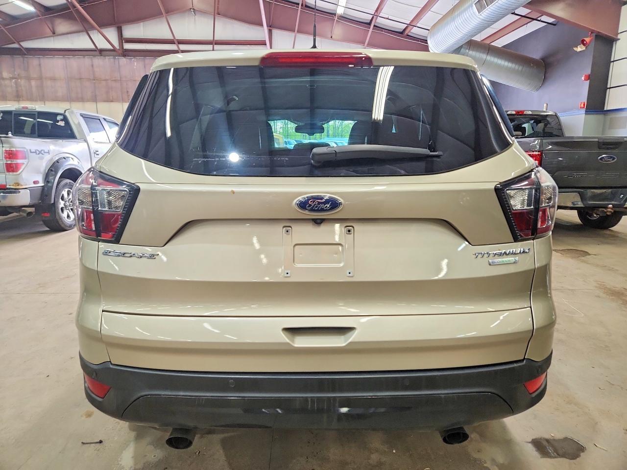 2017 Ford Escape Titanium - Image 6
