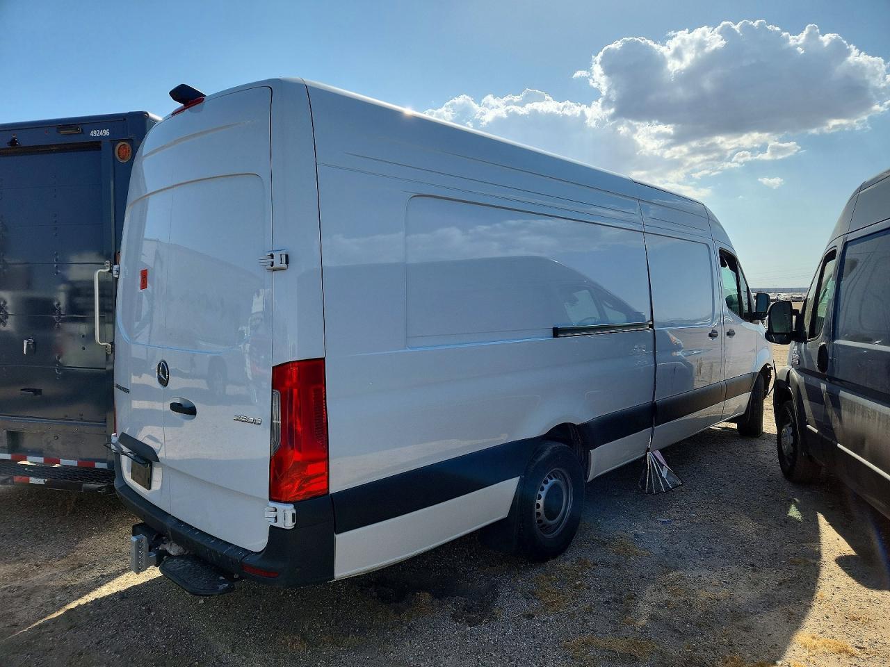 2025 Mercedes Benz Sprinter 2500 Delivery Van - Image 4