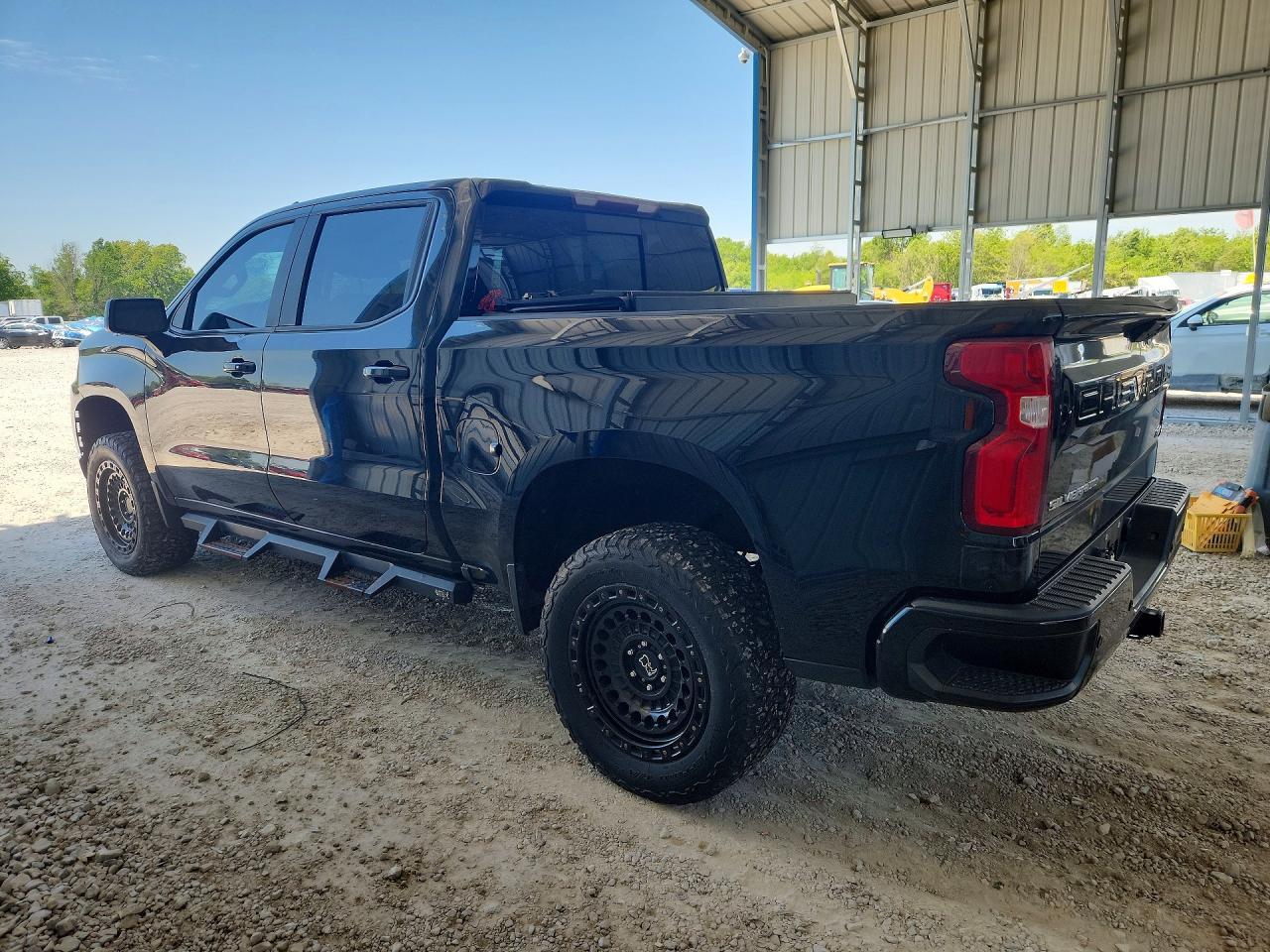 2021 Chevrolet Silverado C1500 Rst - Фото 2