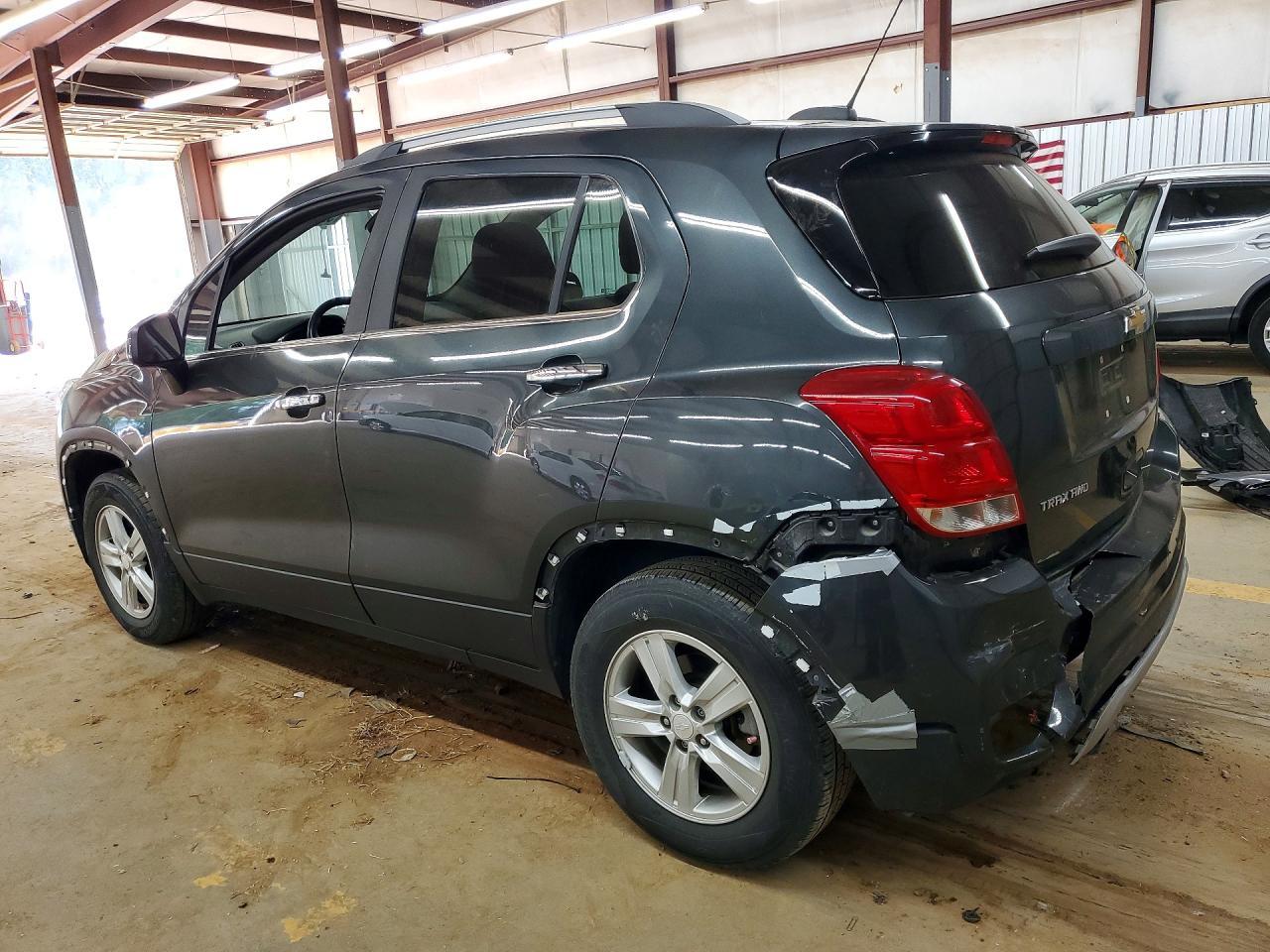 2020 Chevrolet Trax 1Lt - Image 2