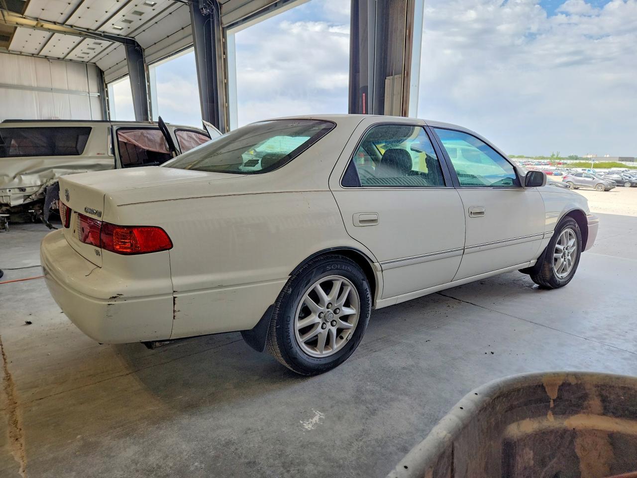2001 Toyota Camry Xle V6 - Фото 3