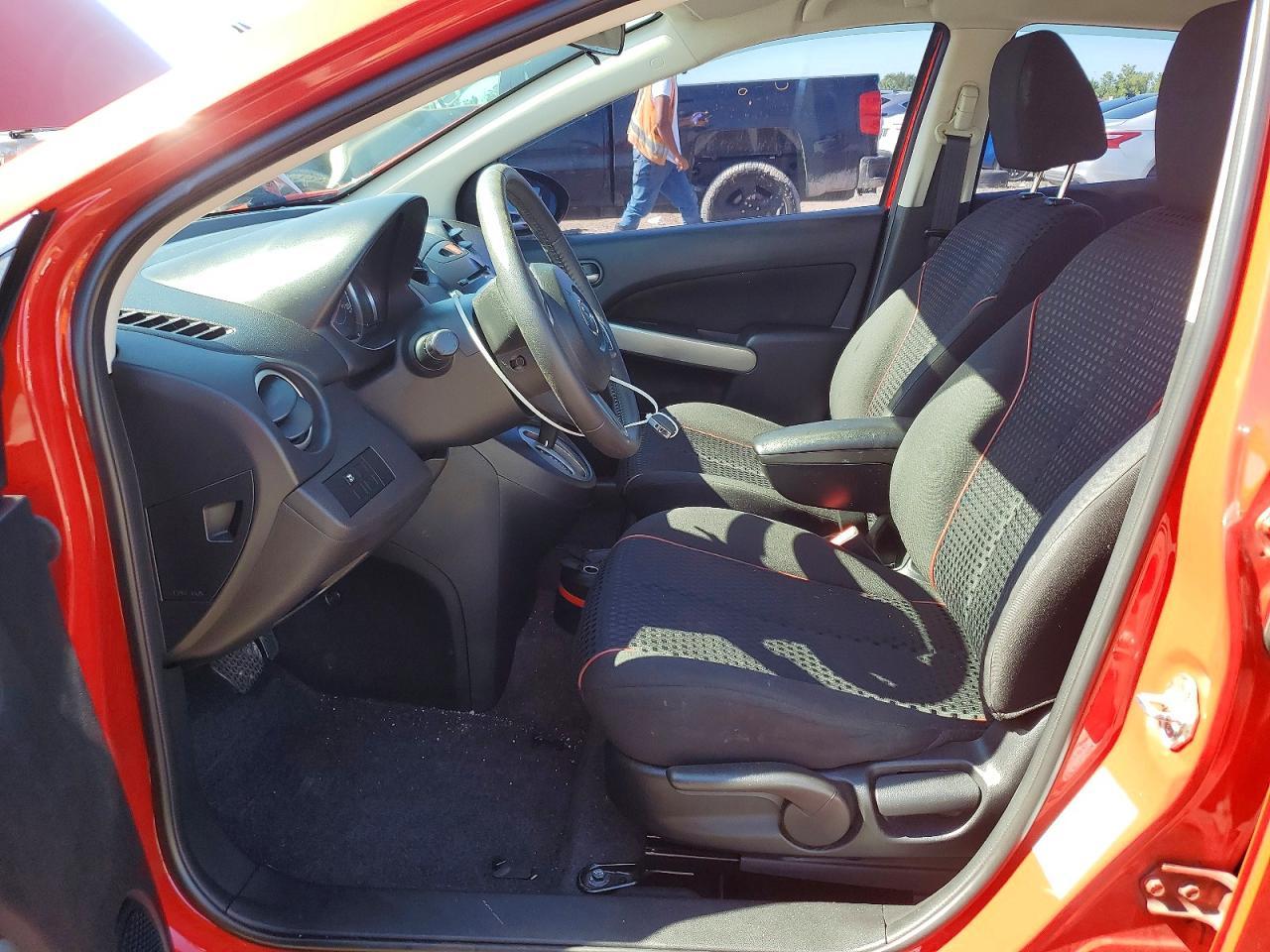 2012 Mazda Mazda2 - Фото 7