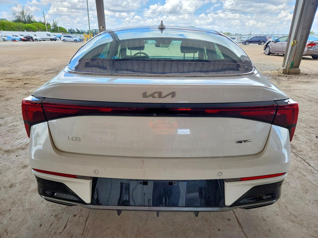 2025 Kia K5 Gt Line - Фото 6