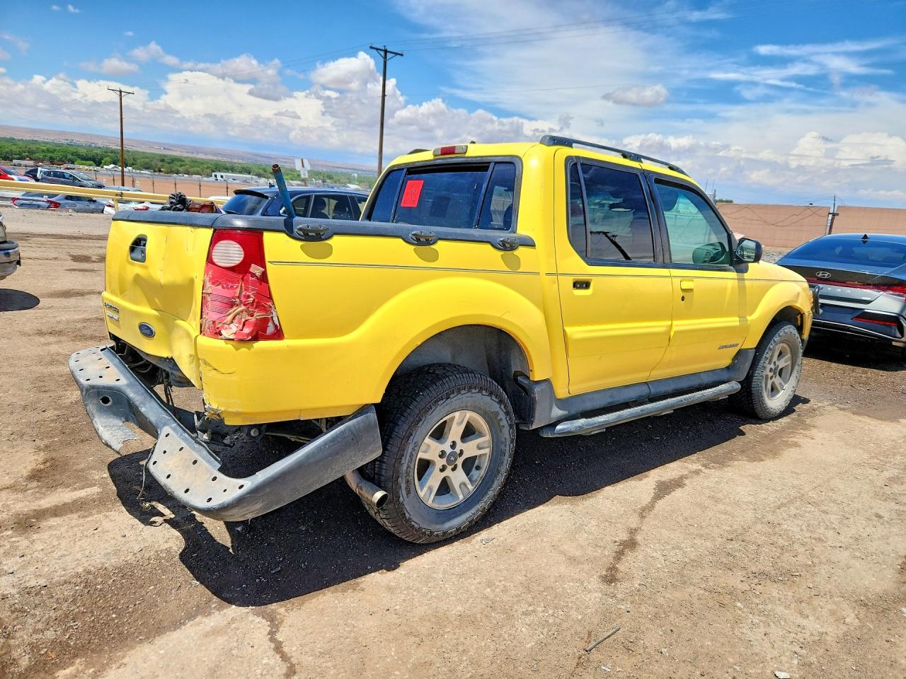 2002 Ford Explorer Sport Trac - Image 3