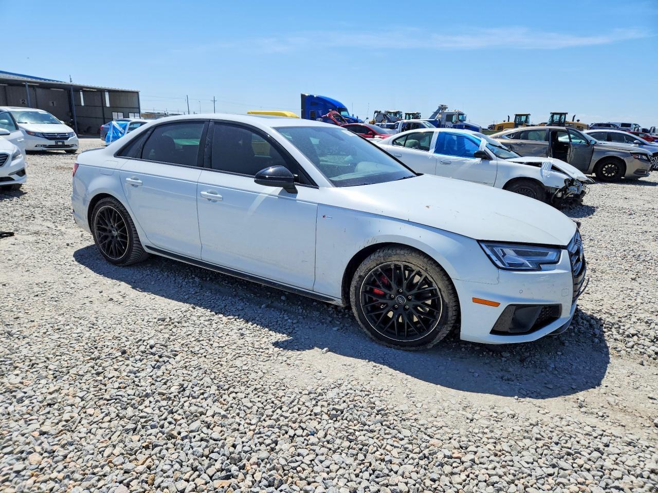 2019 Audi A4 Premium Plus - Image 4