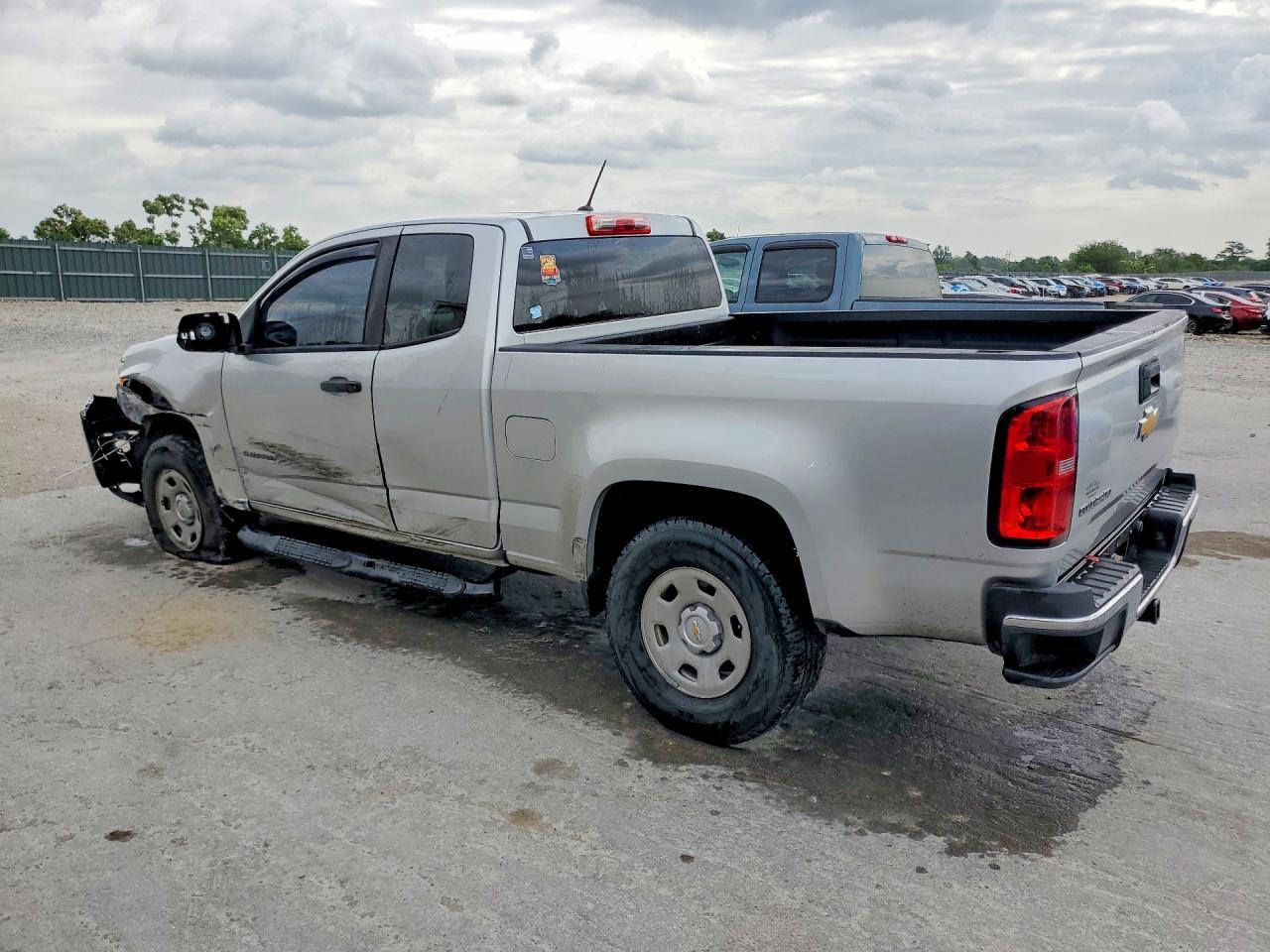 2018 Chevrolet Colorado - Фото 2