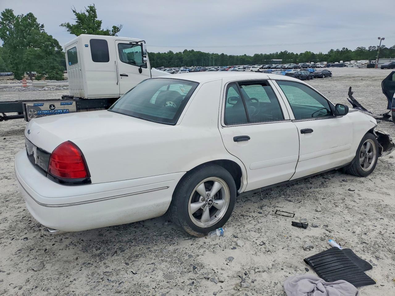 2003 Ford Crown Victoria Police Interceptor - Фото 3