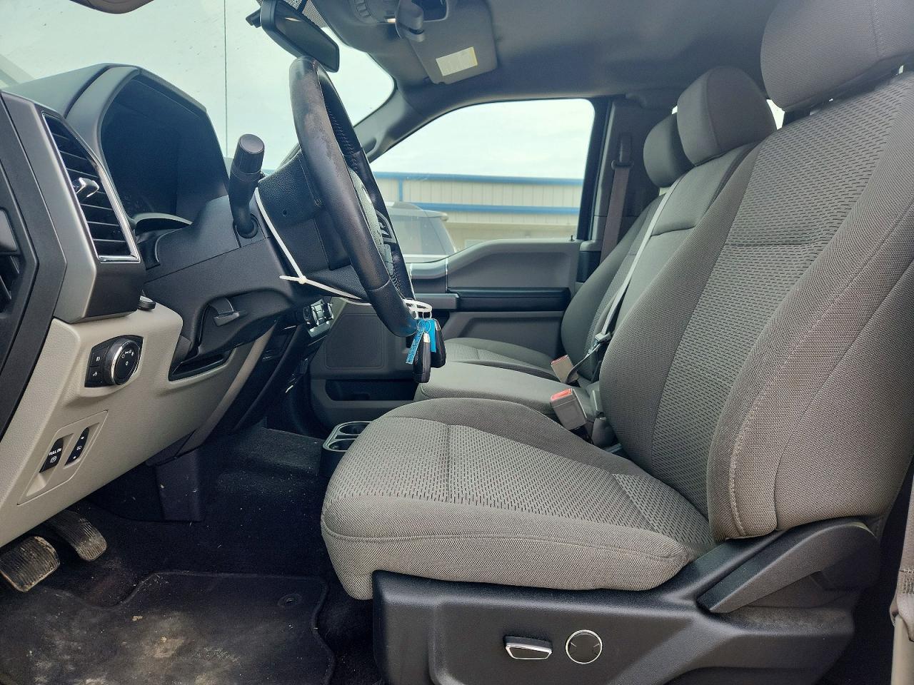 2018 Ford F150 Super Cab - Фото 7